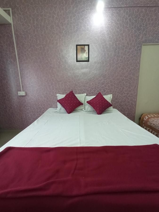 Malwade Motels Pune Eksteriør billede